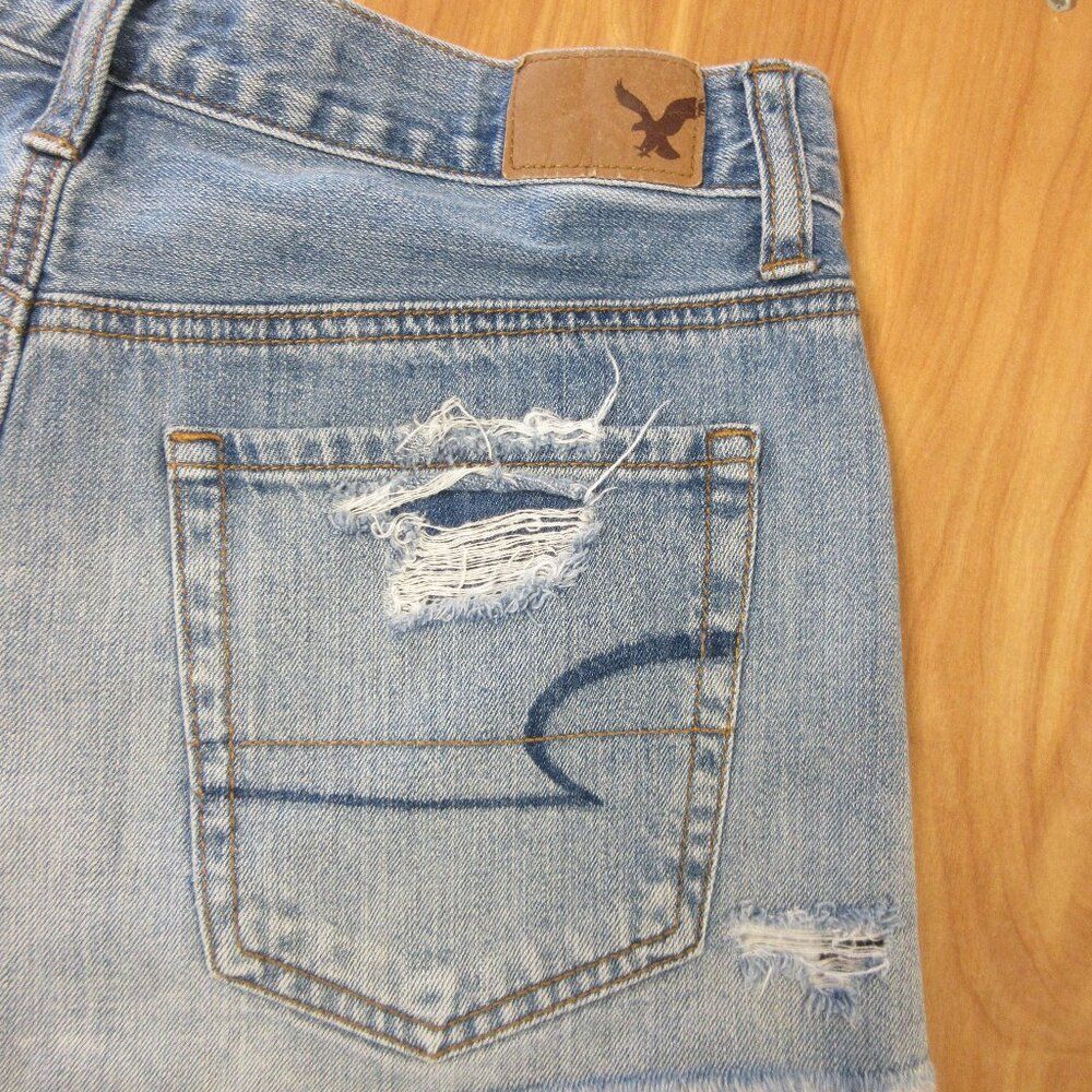 AMERICAN EAGLE Hi-Rise Festival Jean Shorts Sz 6 Frayed Hem Ripped Denim Jorts - Picture 11 of 15